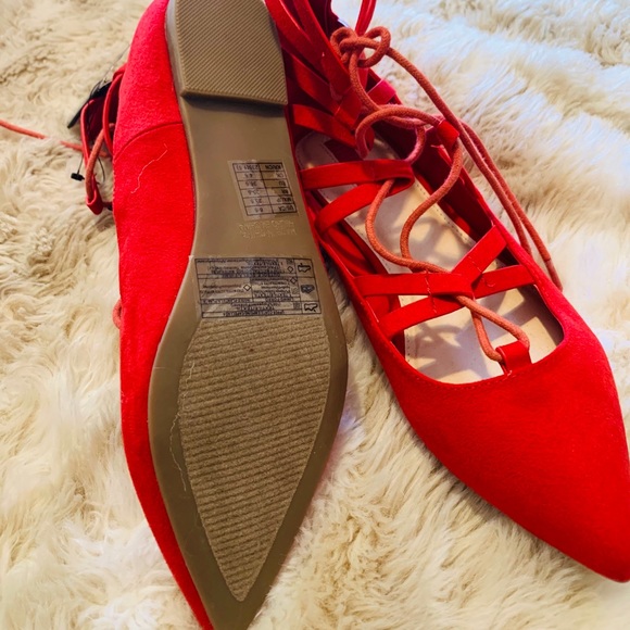 Mossimo red lace up pointy toe flats - Picture 3 of 5